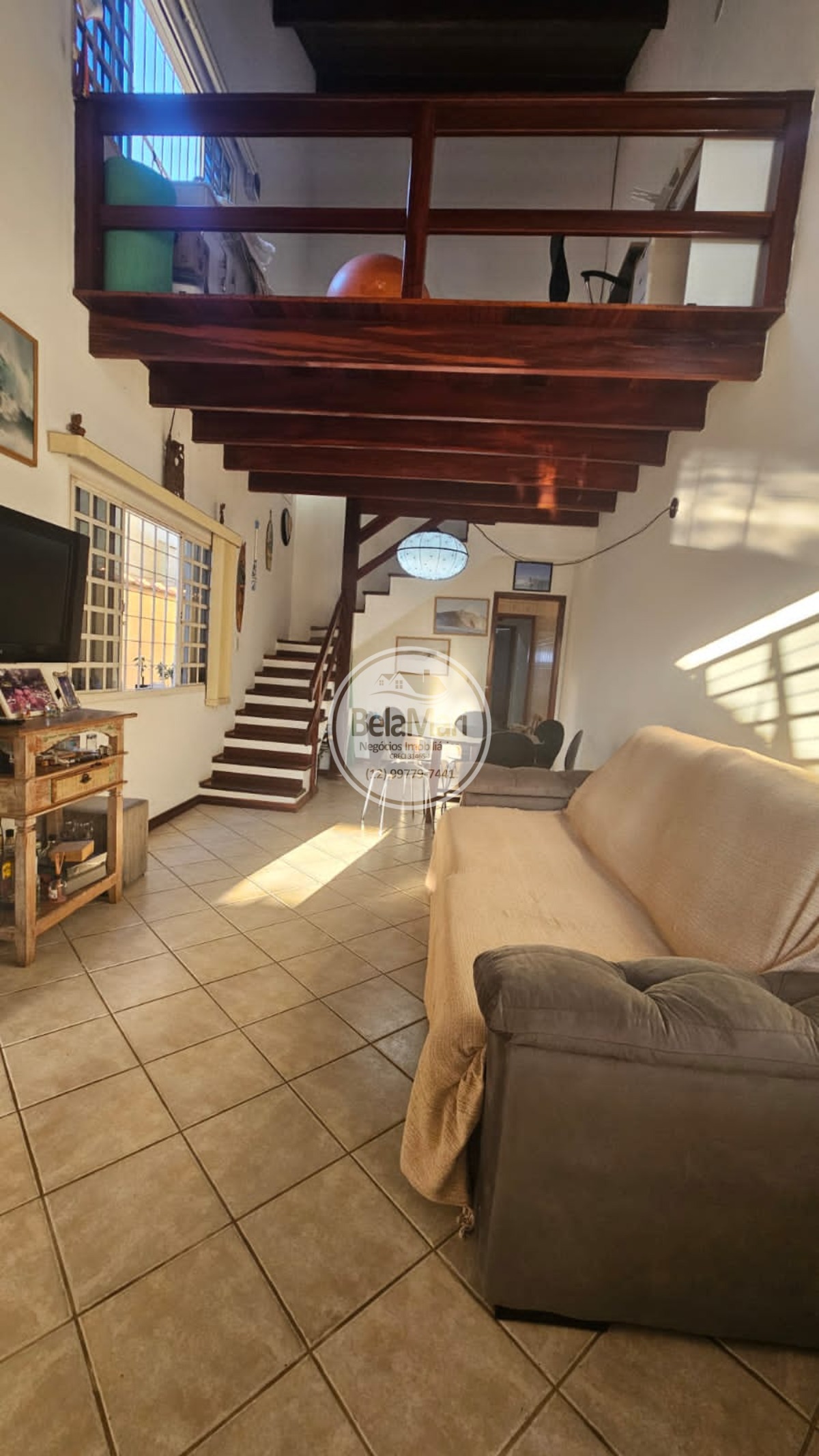 Casa à venda com 2 quartos, 154m² - Foto 1