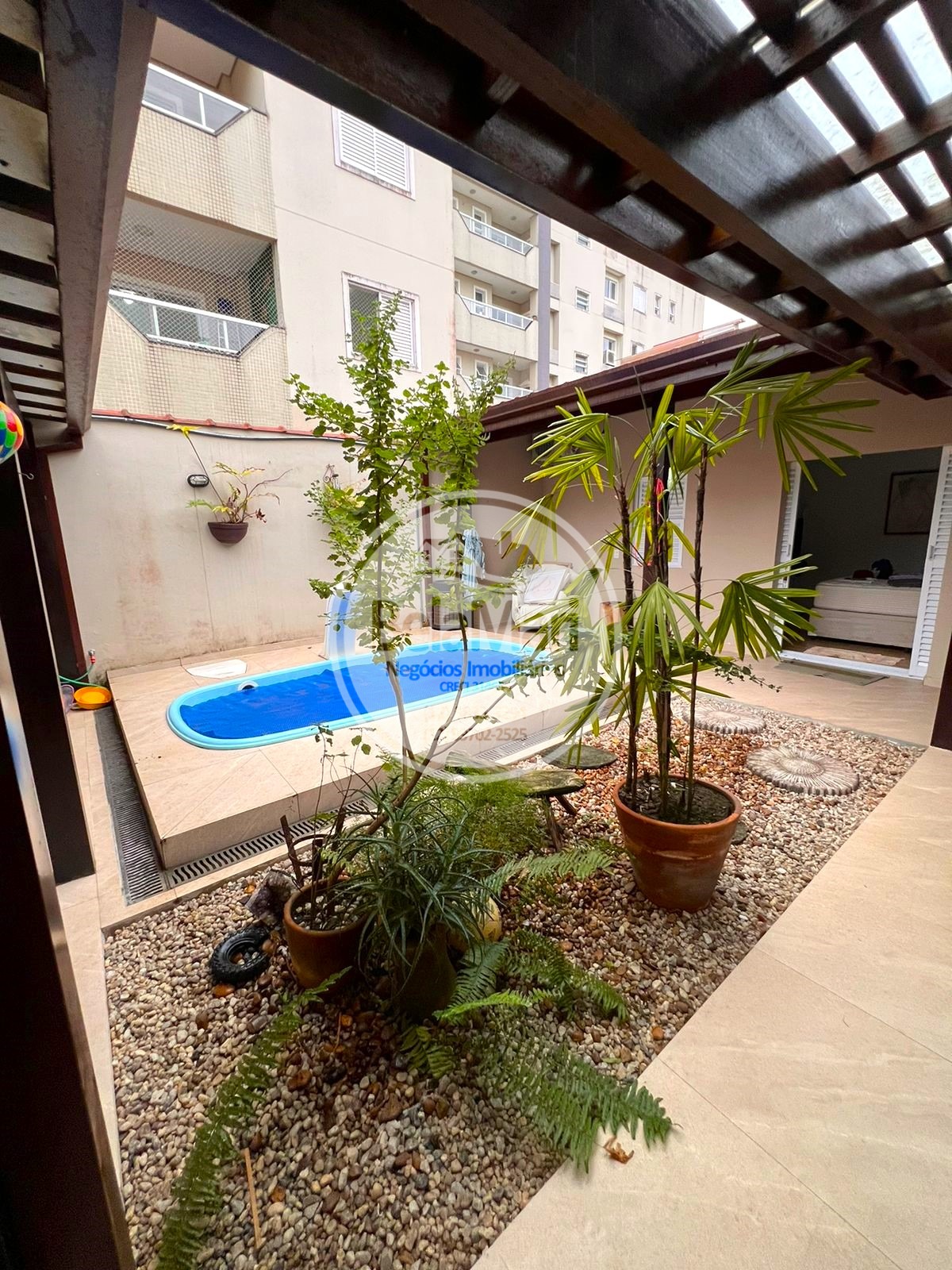 Casa à venda com 4 quartos, 150m² - Foto 17