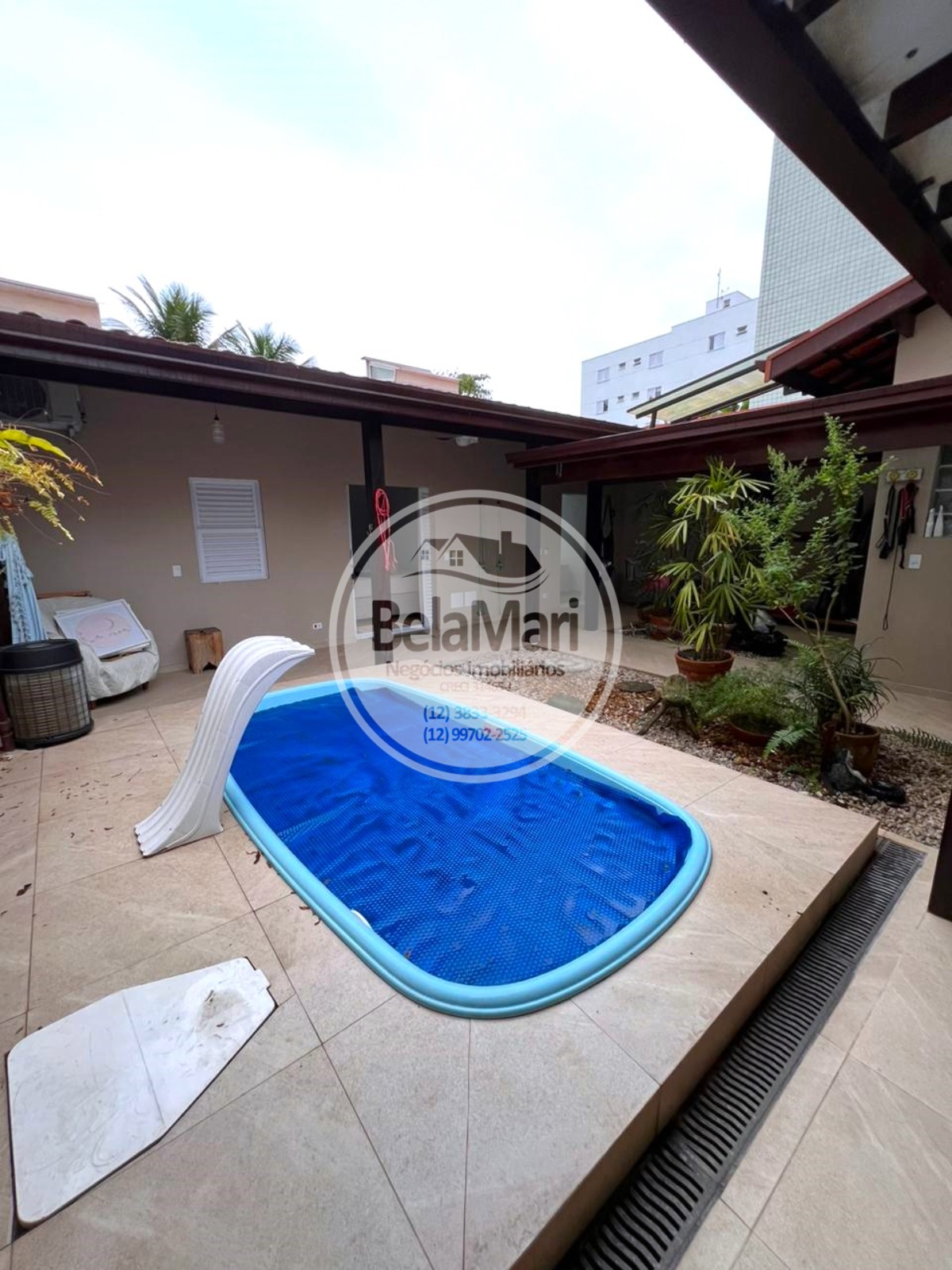 Casa à venda com 4 quartos, 150m² - Foto 16